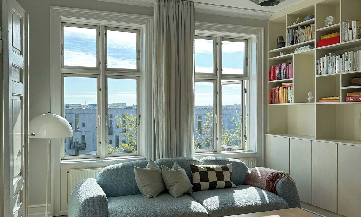 København NV Apartment | Stucco flat from 1905 in vibrant Bispebjerg
