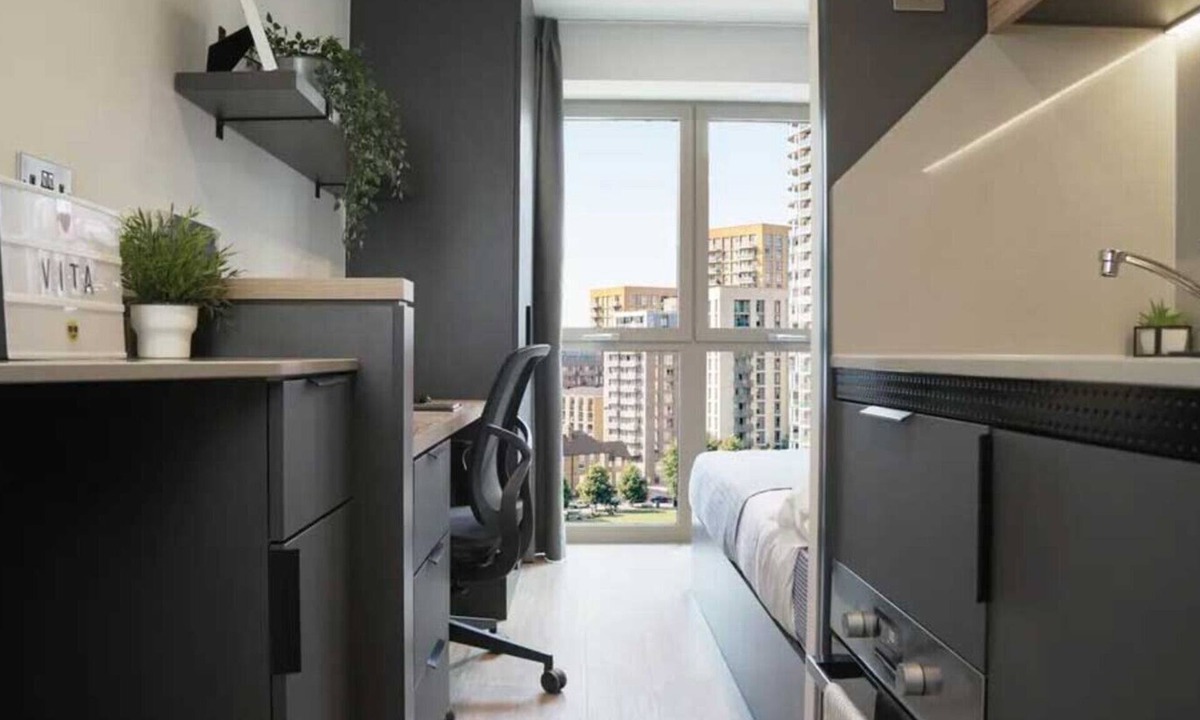 Ladywell Apartment | Student Only Modern Studio at Lewisham Exchange, 5 min walk to Lewisham DLR & Train