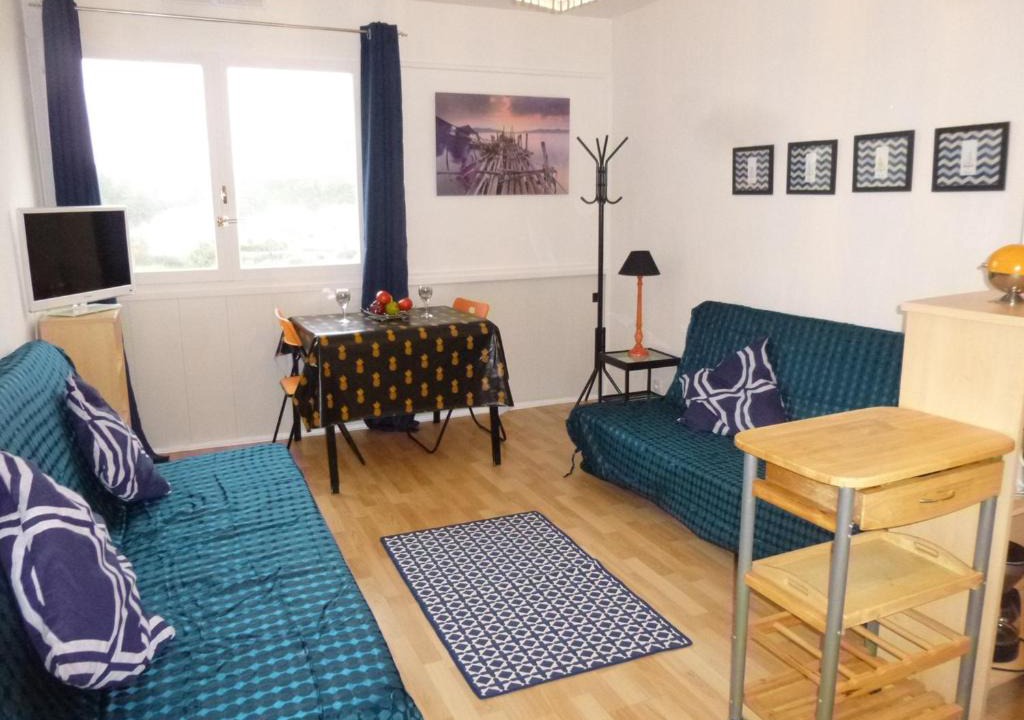 Saint-Jean-de-Monts Apartment | Studio à 50m de la plage, 3 couchages, parking gratuit, animaux acceptés - FR-1-224C-73