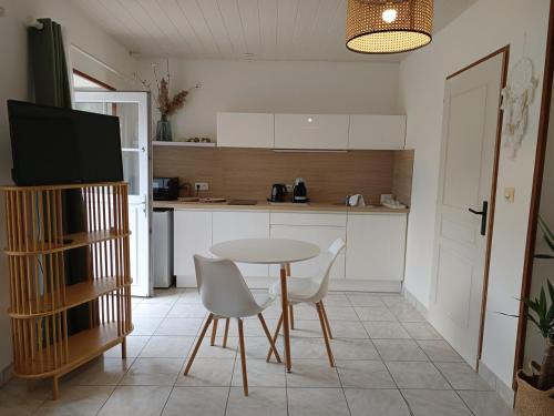 Bouguenais Apartment | Studio équipé, proche aéroport