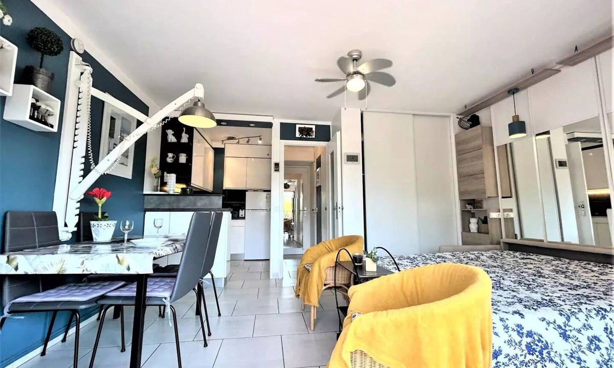 Greoux-les-Bains Apartment | Studio - 1/2 persons - Gréoux-les-Bains