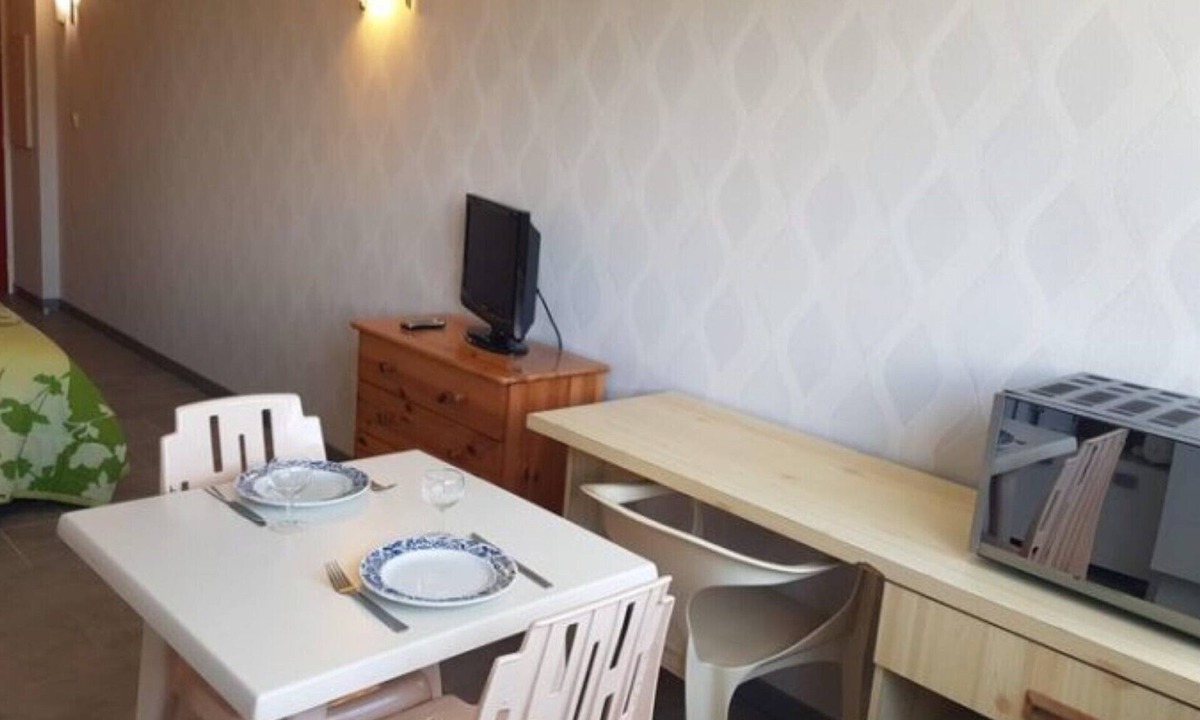 Taussat Apartment | Studio 1 - independence and freedom