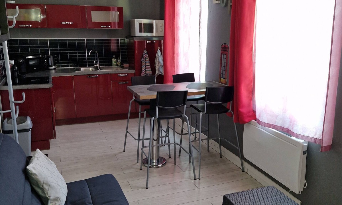 Ault Apartment | Studio 100m from the sea