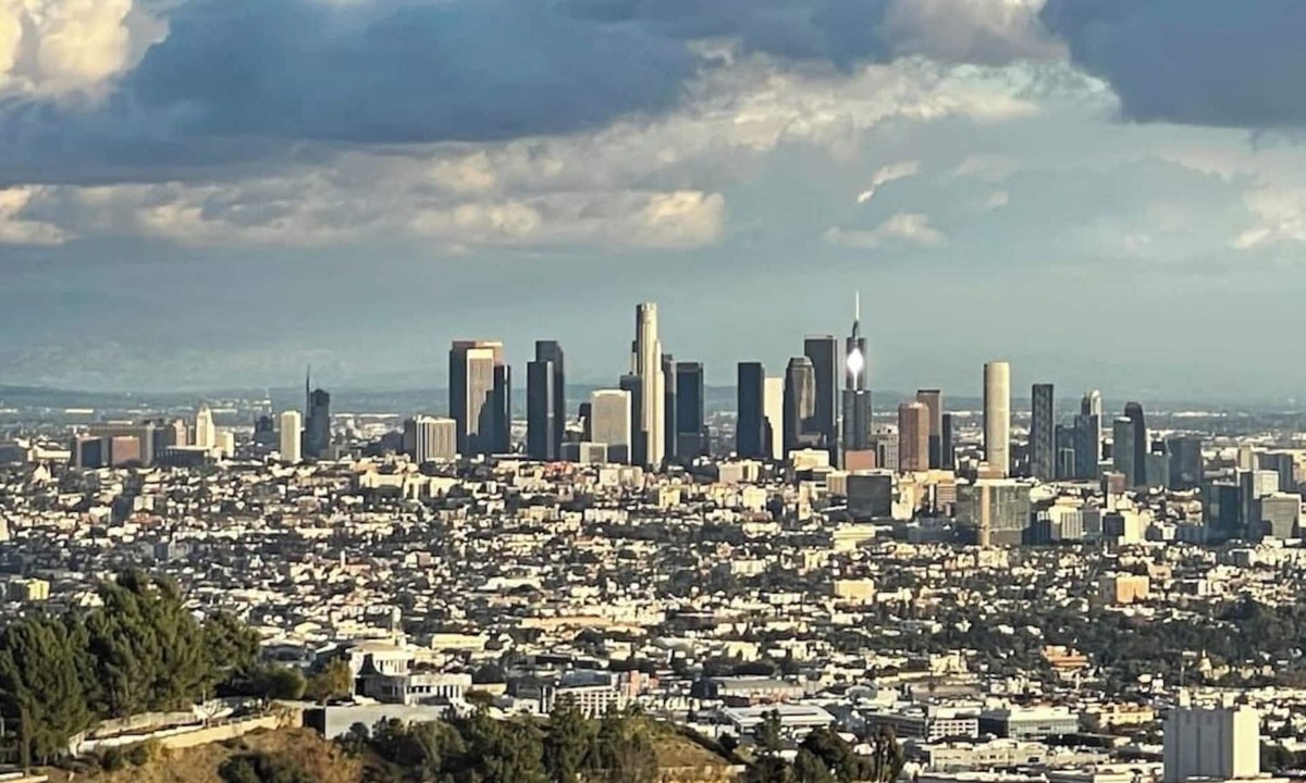 Hollywood Hills West Apartment | STUDIO 1080 HOLLYWOOD: Jetliner DTLA Views Private Hillside Studio King Bed