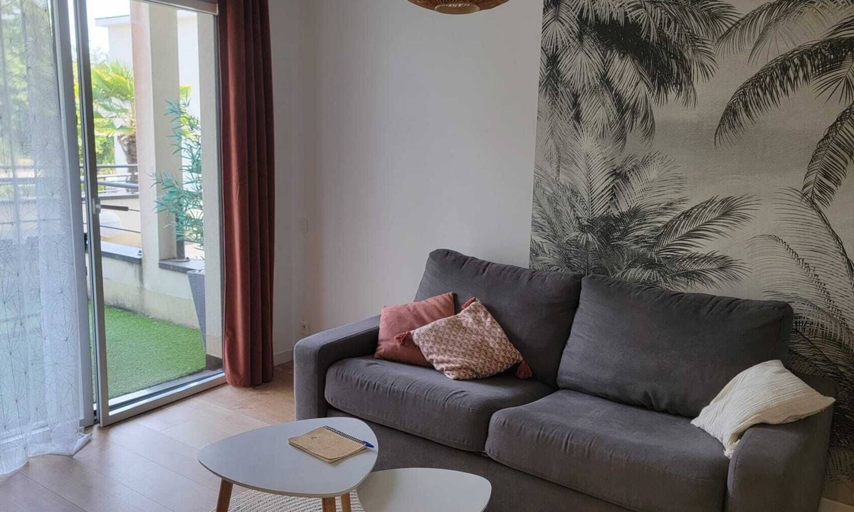 Morgat Apartment | Studio 150 m from the beach terrace and private parking