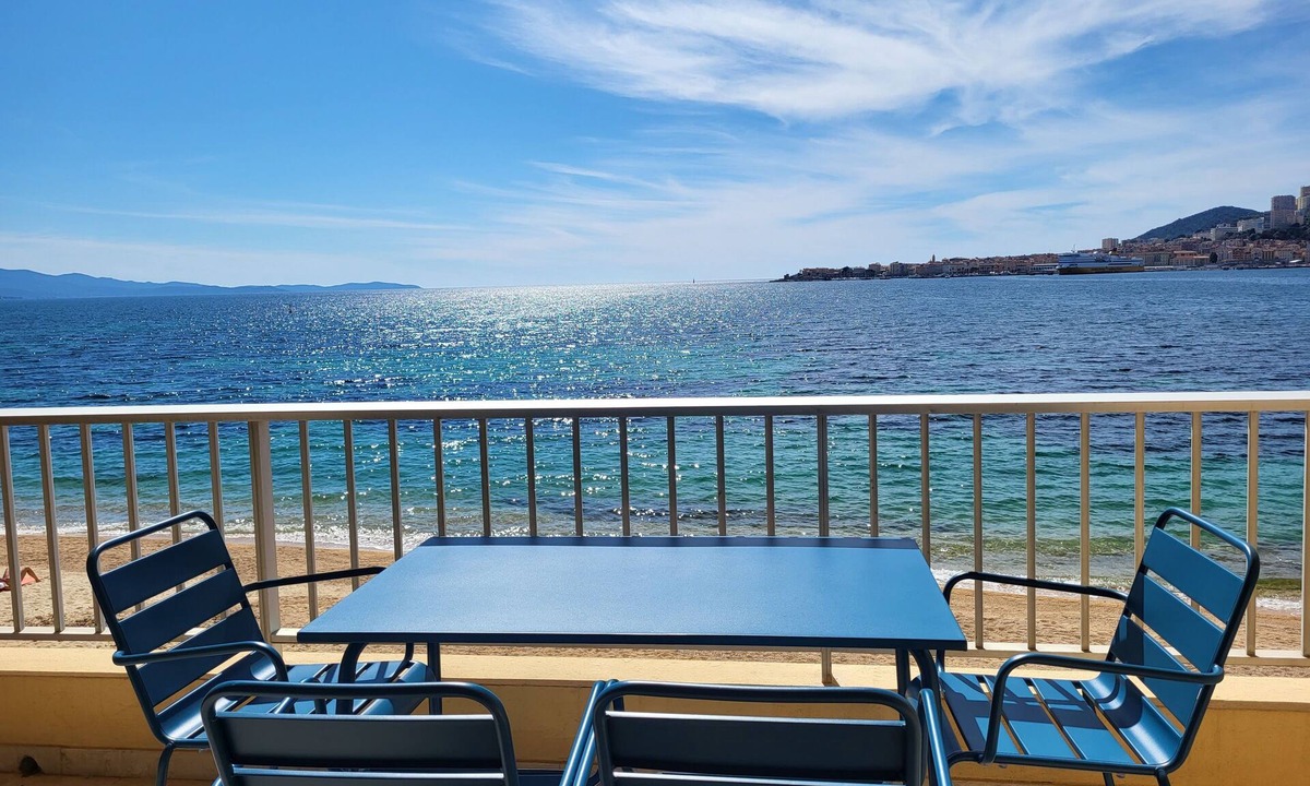 Le Ricanto Apartment | Studio 2/4 waterfront Ajaccio.