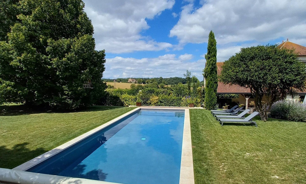 Rilly-sur-Vienne Apartment | Studio* 2 People Heated swimming pool between Châteaux de la Loire and Futuroscope