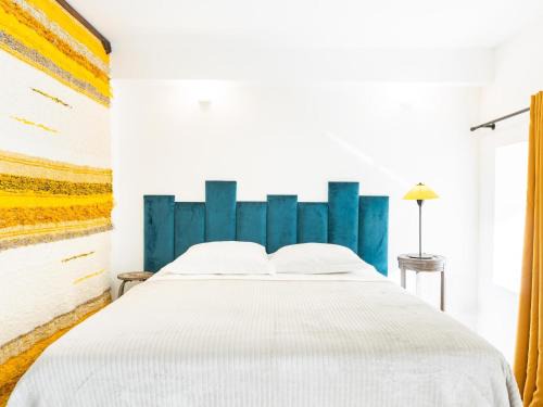 Mortagne-sur-Sevre House | Studio 2 pers rénové en bord de Sèvre avec cuisine équipée et extérieur partagé - FR-1-426-482