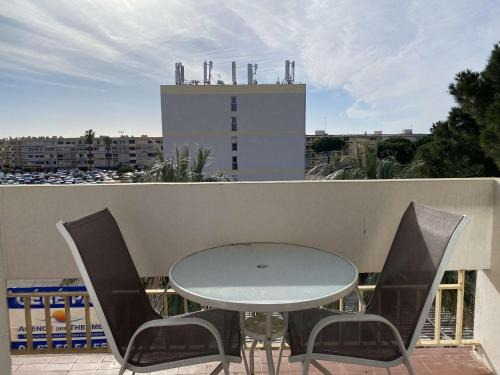 Balaruc-les-Bains Apartment | Studio 2 places avec climatisation et wifi à Balaruc-les-Bains - FR-1-553-111