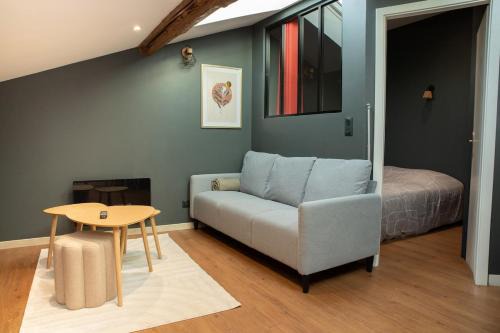Bertrange Apartment | Studio 203 Anthracite - Design & Comfort