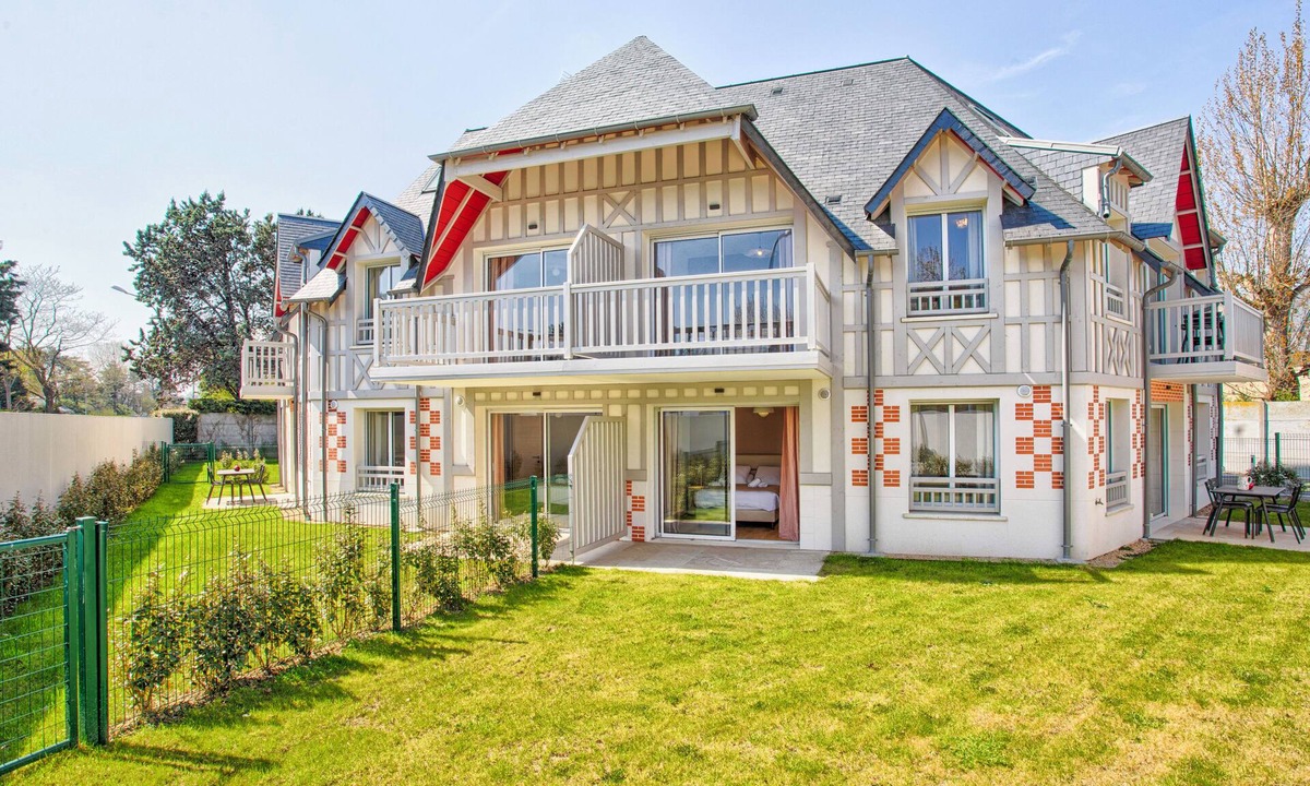 Tourgeville Apartment | Studio 21 - Appt 2 - Le Cœur Des Hommes - Tourgéville a few steps from the beach
