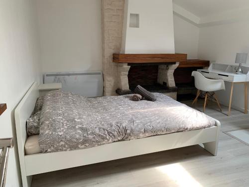 Quartier Centre Ville Apartment | studio 21m2 équipé et meublé centre ville Massy