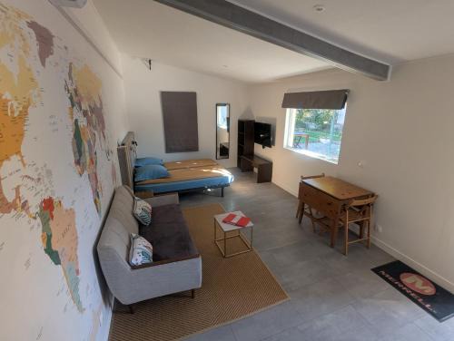 Vic-le-Comte House | Studio 26