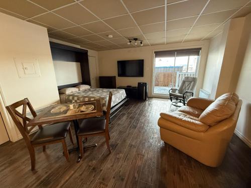 Hauterive Apartment | Studio #3 avec balcon tout inclus