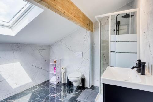 Coubron Apartment | Studio 3