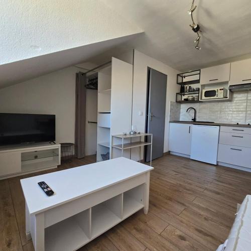 Sarreguemines Apartment | Studio 3 Lumineux