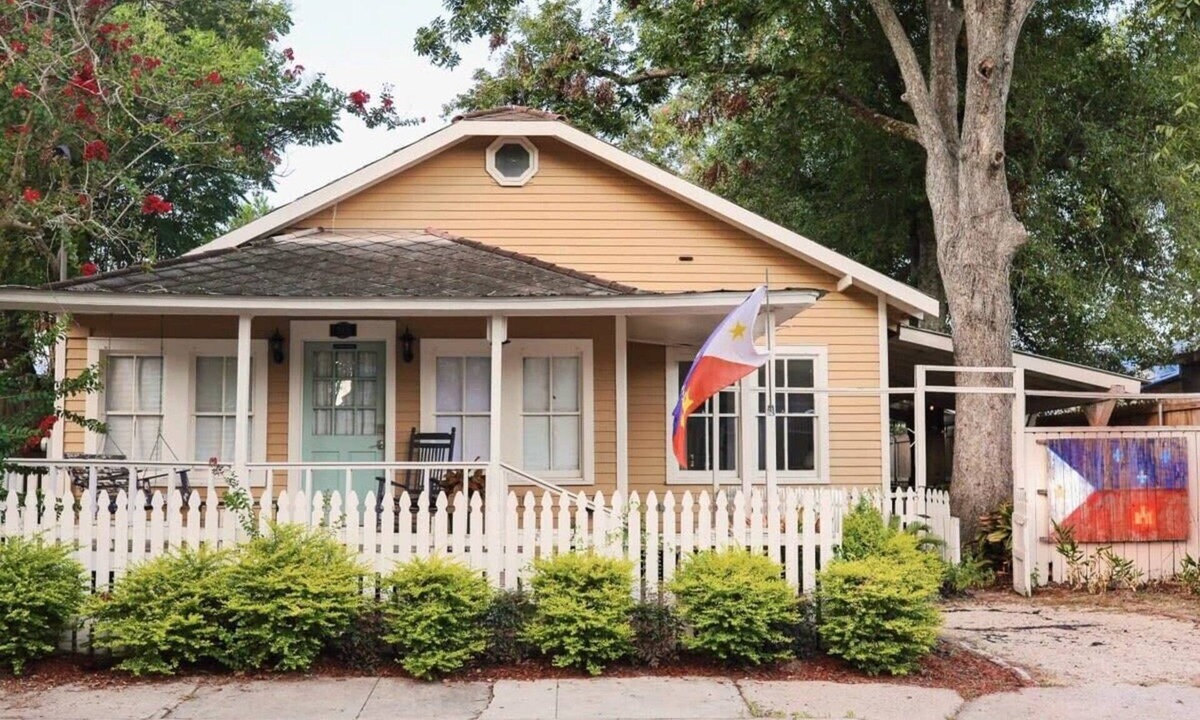 Freetown - Port Rico House | Studio | 30+ Day Rental near UL & Hospitals