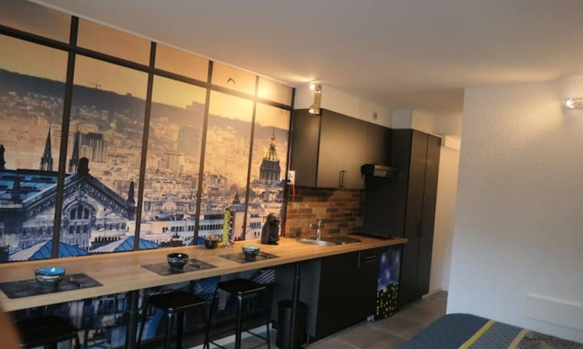 Carquefou Apartment | Studio 318 Industriel de 22m² + Parking Sécurisé