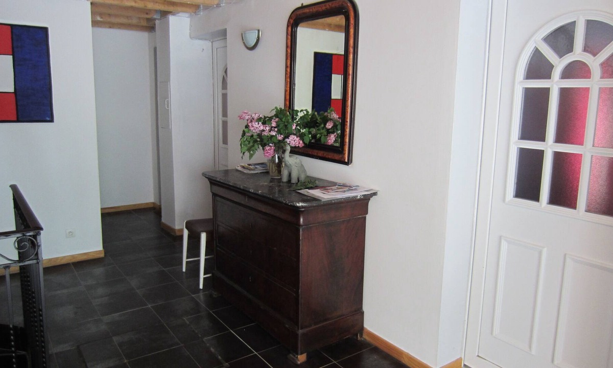 Saint-Cyprien Apartment | Studio 4 pers. in St-Cyprien between village and beaches on the coteradieuse site. Wi