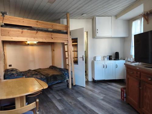 Ax-les-Thermes Apartment | Studio 4 places - Centre-ville