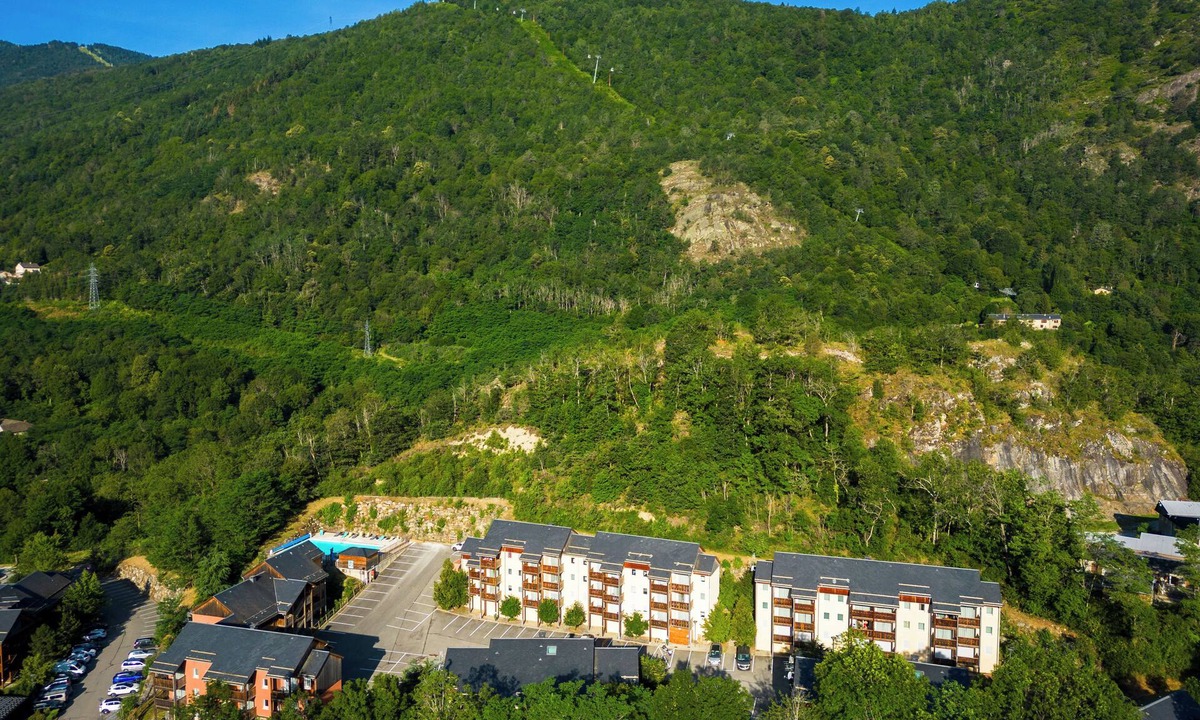 Ax-les-Thermes Apartment | Studio 4p climatisé | À deux pas de la télécabine