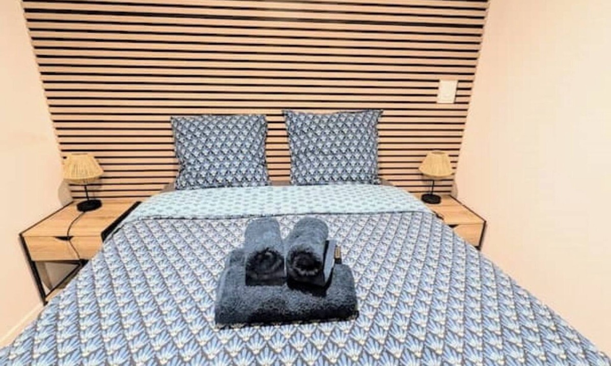 Gond-Pontouvre Apartment | Studio 5: Your urban oasis.