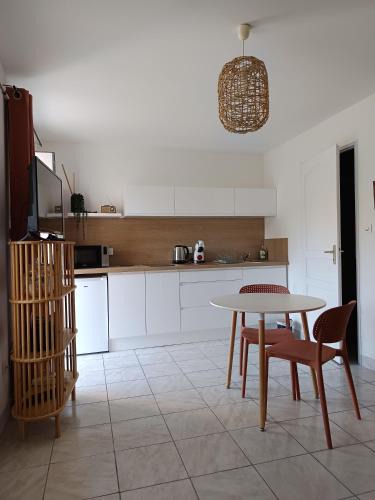Bouguenais Apartment | Studio 6 équipé proche aéroport naval groupe