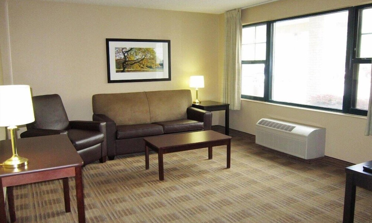 Amherst Hotel | Studio 6 Corporate Extended Stay Buffalo Amherst NY