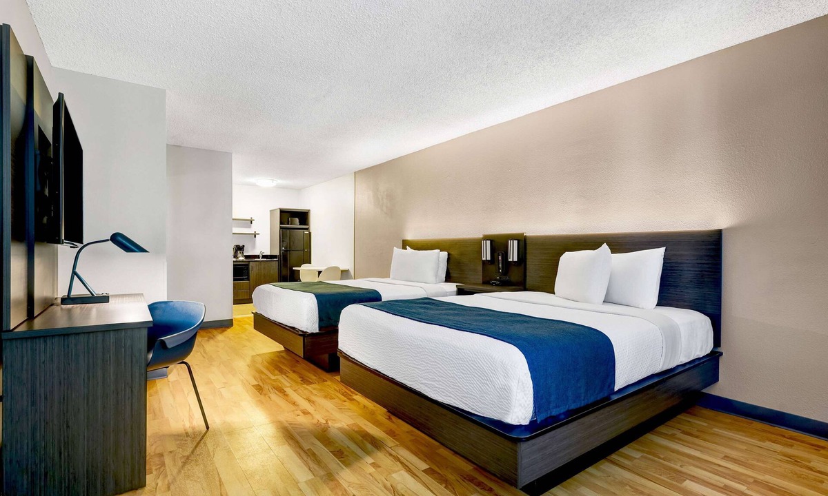 Mountlake Terrace Hotel | Studio 6 Mountlake Terrace, WA - Seattle