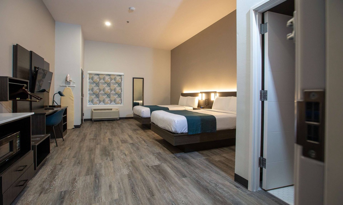 North Platte Hotel | Studio 6 North Platte, NE - East