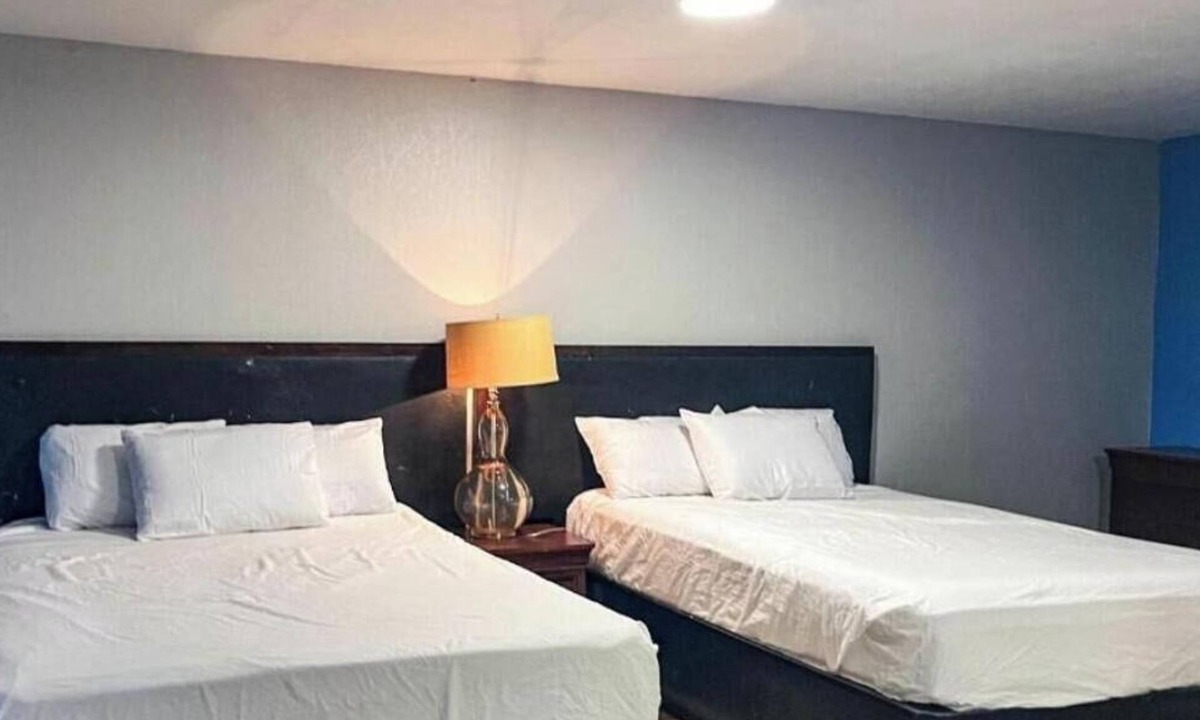 Albany Hotel | Studio 6 Suites – Albany, GA