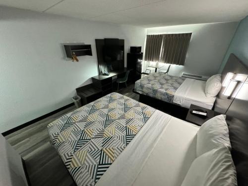 East Syracuse Hotel | Studio 6 Suites East Syracuse Airport