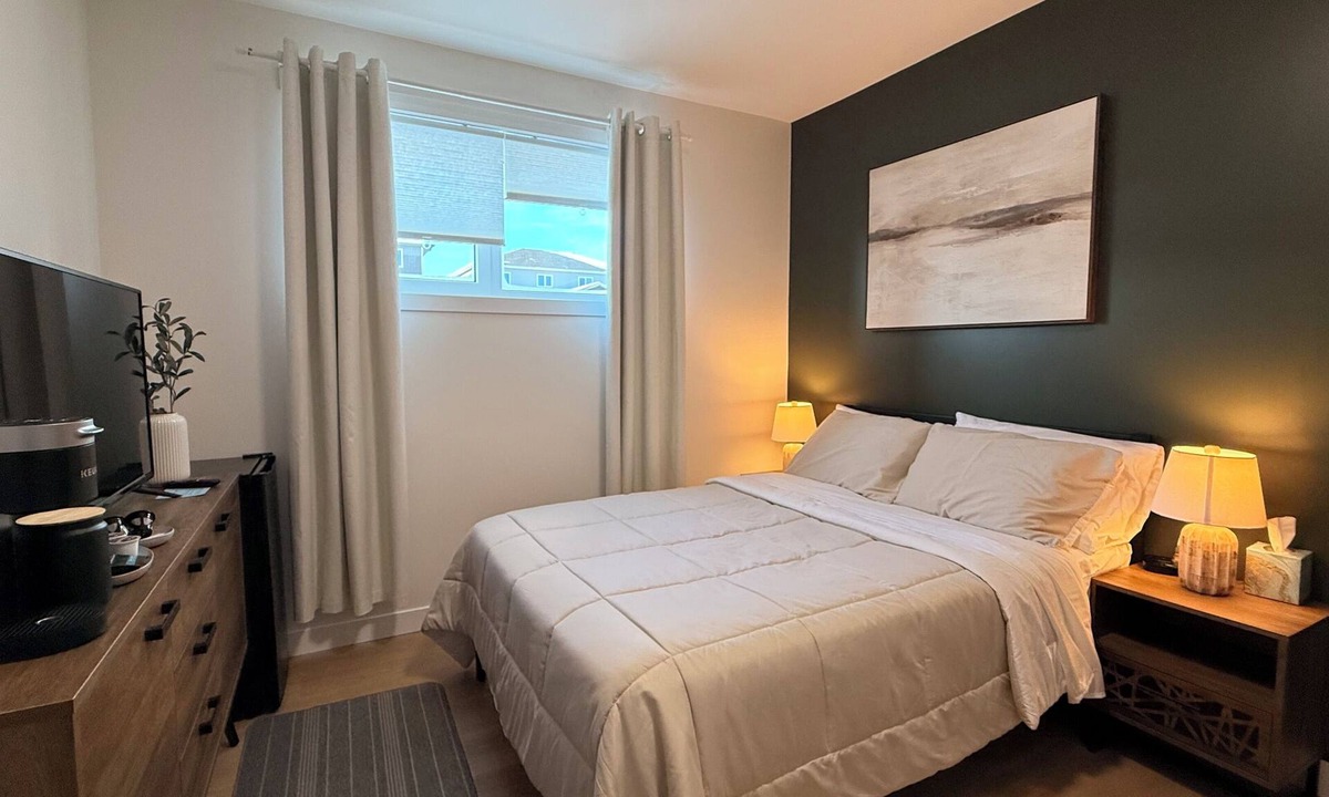 Winkler Apartment | Studio 7 – Mighty, Modern, Fully Equipped