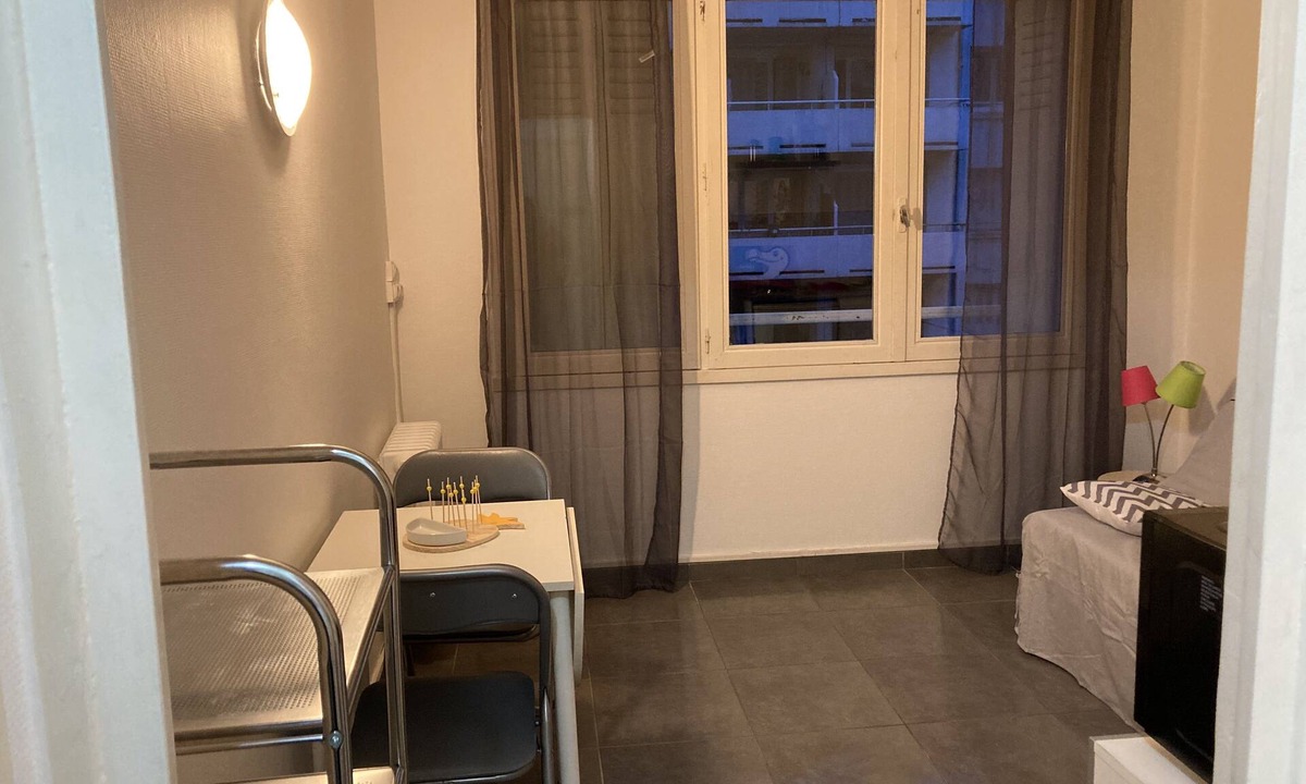 Valence Apartment | Studio Agréable et Lumineux Proche de Toutes les Commodités