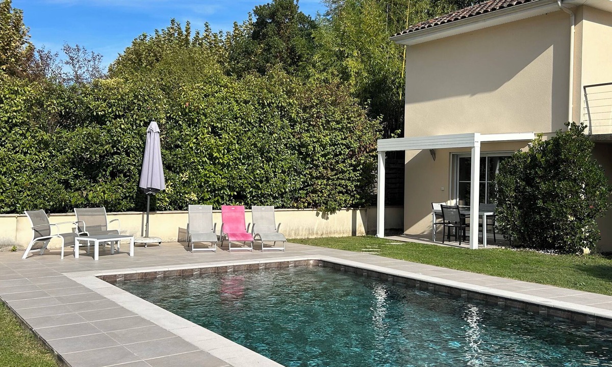 Eymet Apartment | STUDIO ALBIZIA