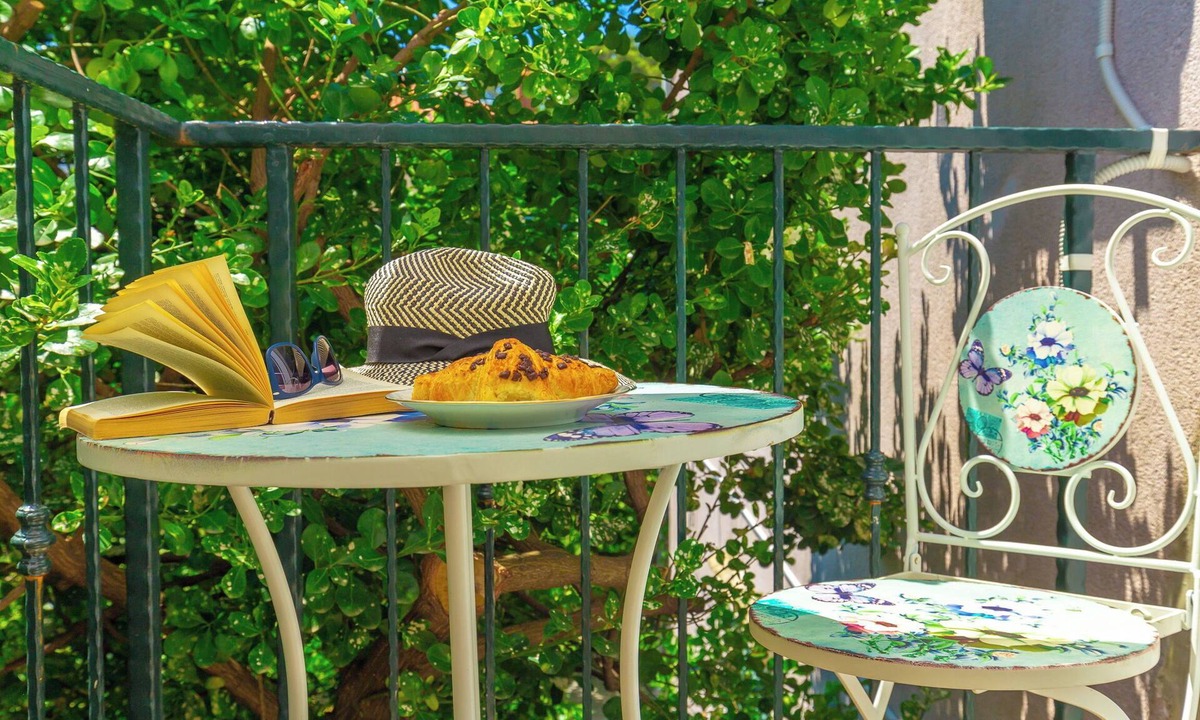 Pile Apartment | Studio Amy - One Bedroom Apartment, Sleeps 2