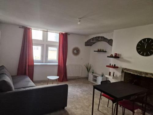 Riom Apartment | Studio Angela