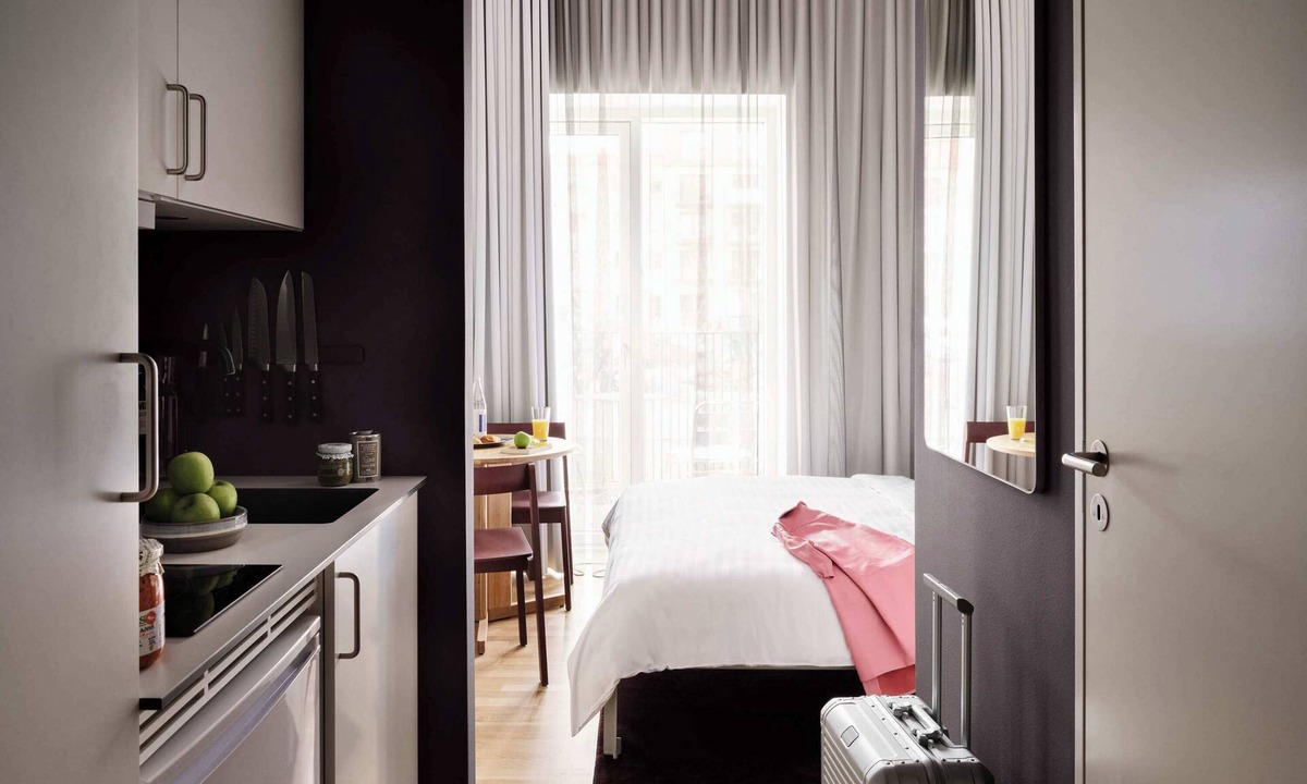 Sydhavnen Apartment | Studio Apartment for 2 with Balcony