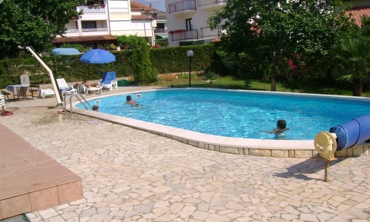 Mali Maj Apartment | Studio apartment in Poreč with Seaview, Balcony, Air condition, WIFI (819-6)