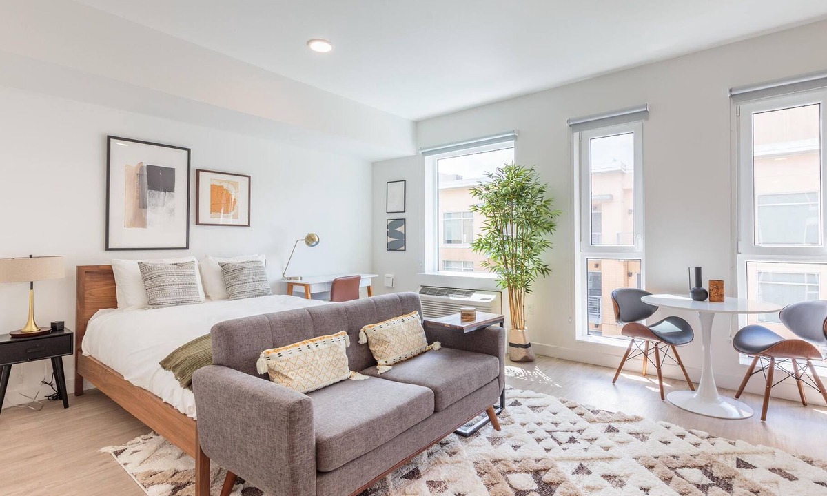 Downtown Vancouver Apartment | Studio Apartment in Vancouver