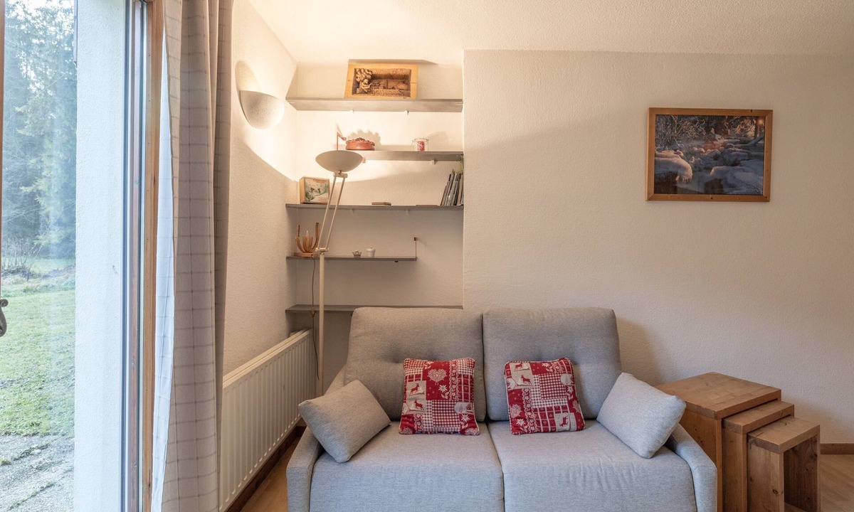 Samoens Apartment | Studio Apartment 'Le Grand Tetras A3' with Mountain View, Shared Pool and Wi-Fi