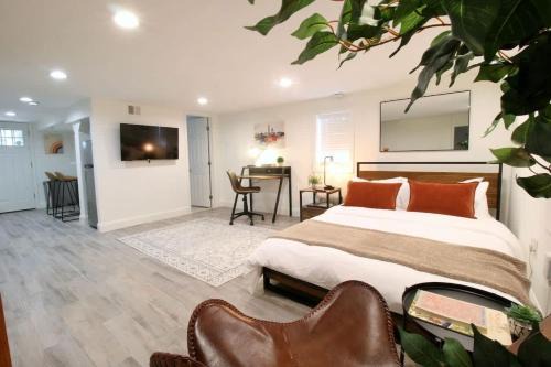 Kingman Park House | Studio Apartment near RFK fields