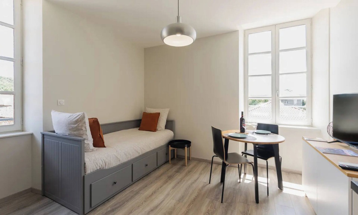 Ruoms Apartment | Studio Apartment 'Syrah' with Wi-Fi and Air Conditioning