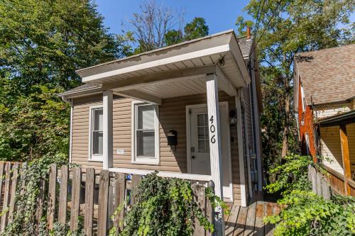 Mount Washington Apartment | Studio Apt - Easy Access to City and Amazing View