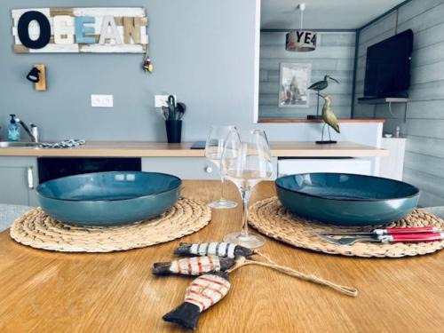 Eguzon-Chantome Apartment | Studio au bord du lac d'Eguzon