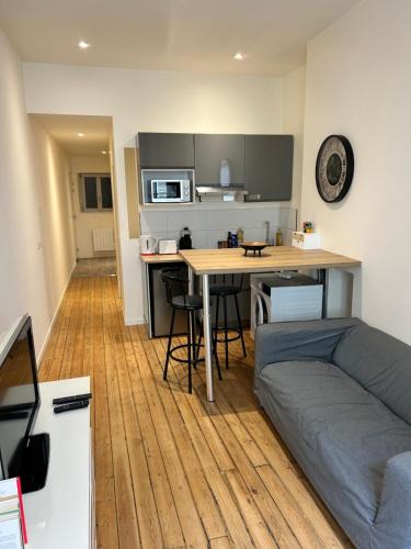 Paroisse Notre-Dame Apartment | Studio au centre ville de Dole