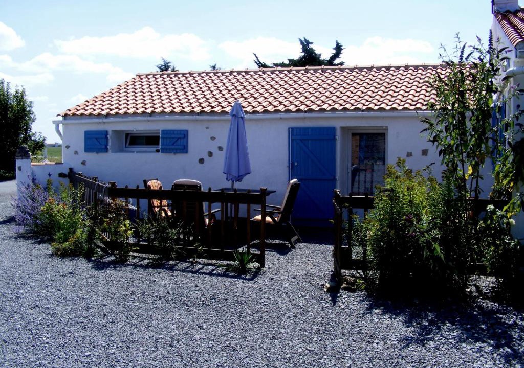 Beauvoir-sur-Mer Apartment | Studio Au Passage du Gois