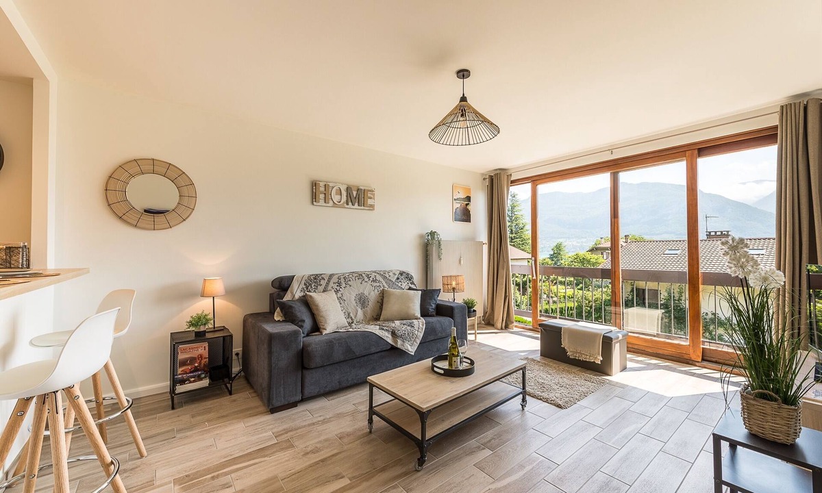 Sevrier Apartment | Studio Aurore - Charmant logement avec vue montagnes