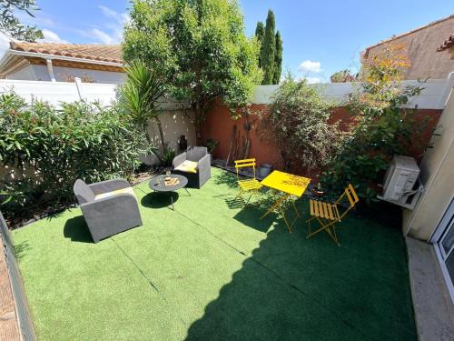 Mudaison Villa | Studio avec jardin privé et parking gratuit