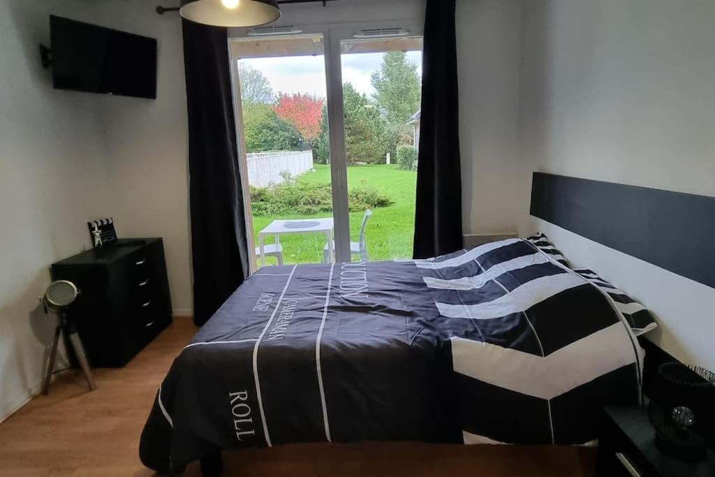 Equemauville Apartment | Studio avec piscine près d'Honfleur
